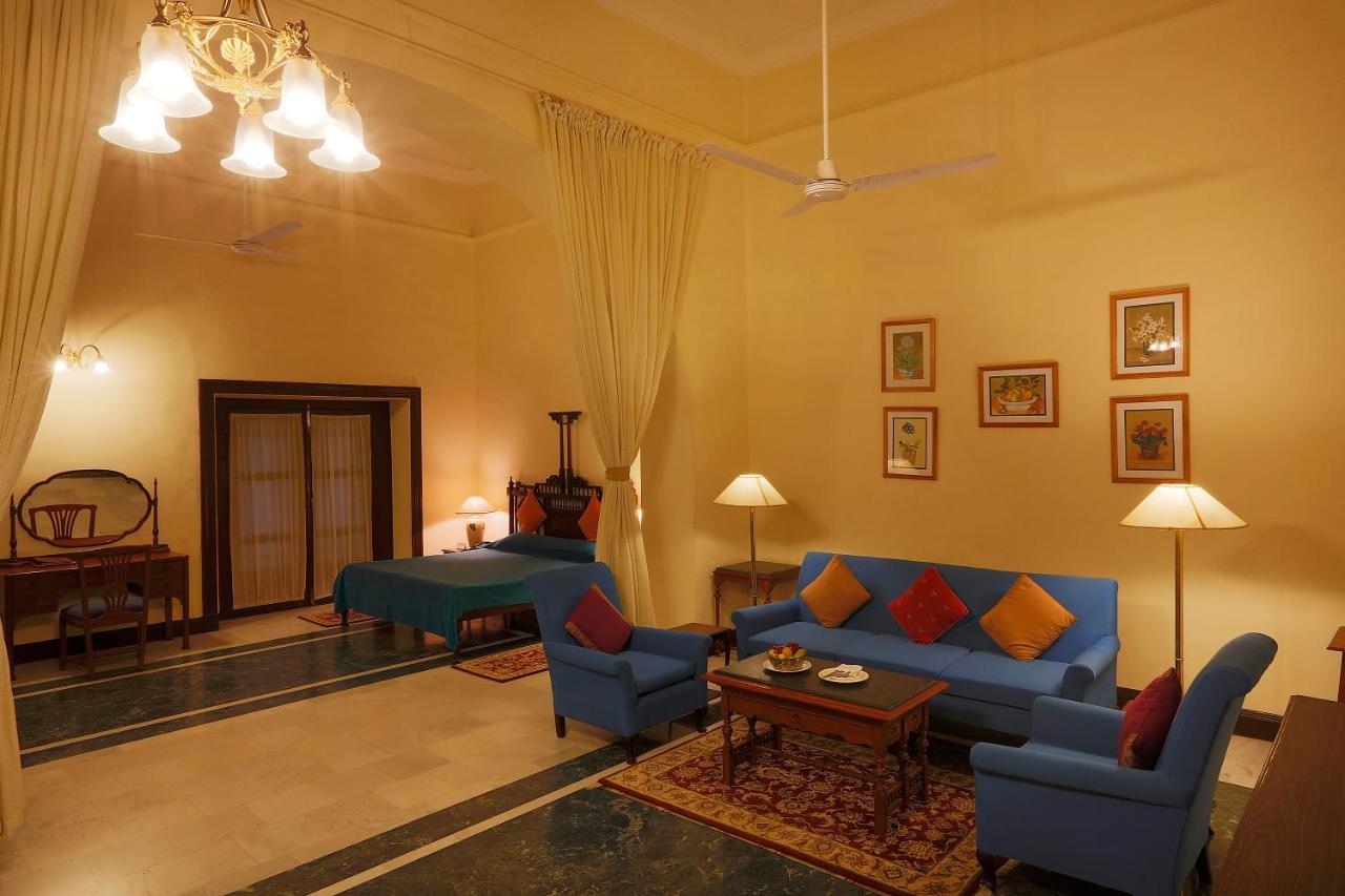 The Lallgarh Palace - A Heritage Hotel Bikaner Buitenkant foto