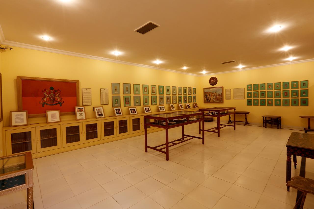 The Lallgarh Palace - A Heritage Hotel Bikaner Buitenkant foto